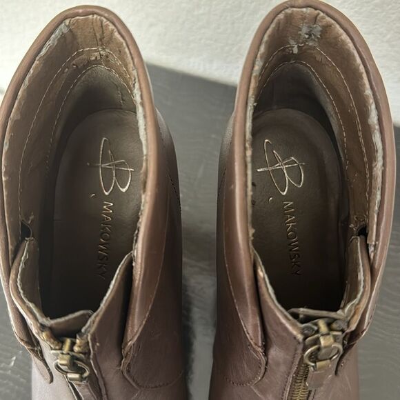 B Makowsky Dark Brown Leather Booties Size 5.5 - Picture 12 of 14